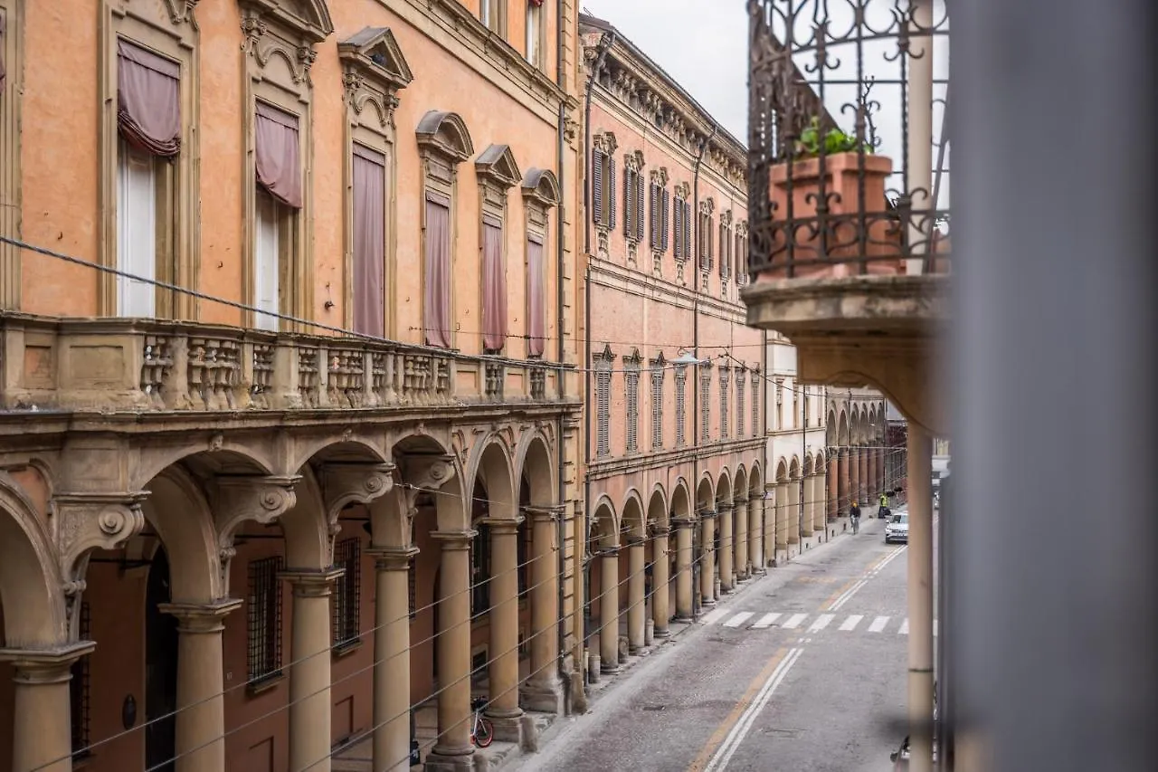 Ab Plus - Via Santo Stefano 74 Bologna Casa vacanze